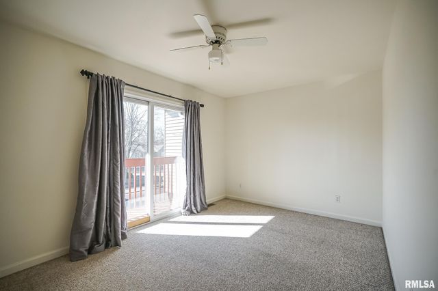 3510 N Kingston Dr Apt 8, Peoria, IL 61604