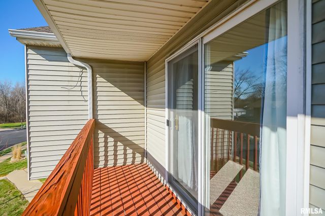 3510 N Kingston Dr Apt 8, Peoria, IL 61604