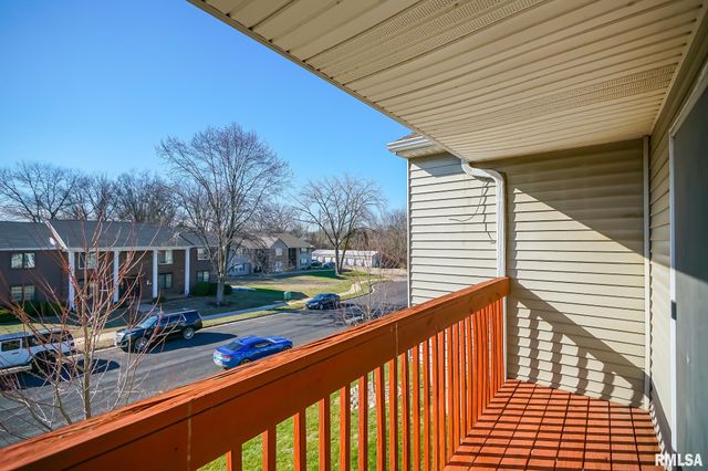 3510 N Kingston Dr Apt 8, Peoria, IL 61604