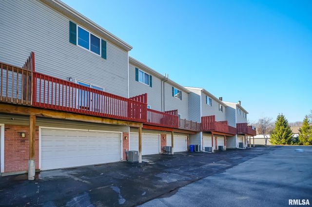 3510 N Kingston Dr Apt 8, Peoria, IL 61604