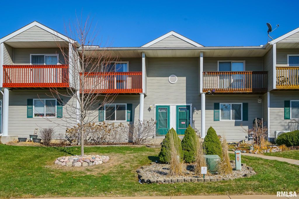 3510 N Kingston Dr Apt 8, Peoria, IL 61604