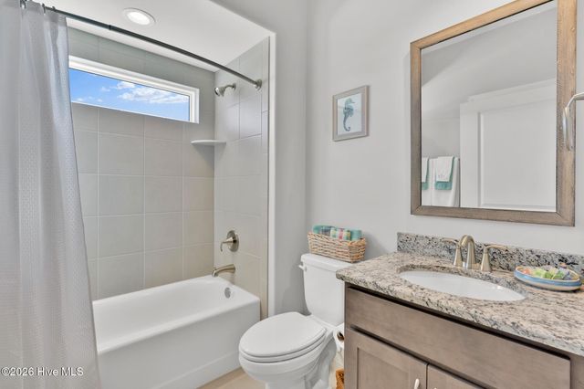 3448 Lake Club Circle, Southport, NC 28461