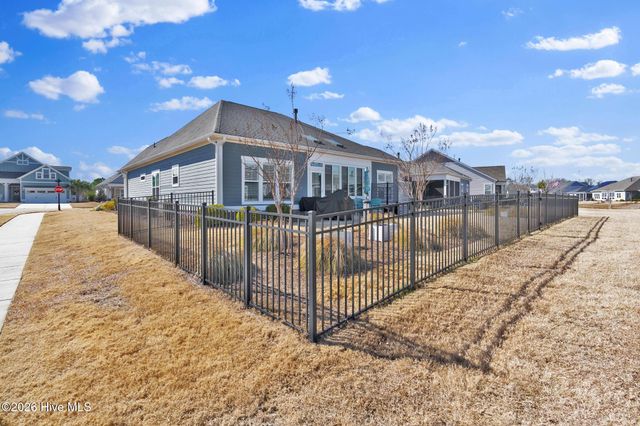 3448 Lake Club Circle, Southport, NC 28461