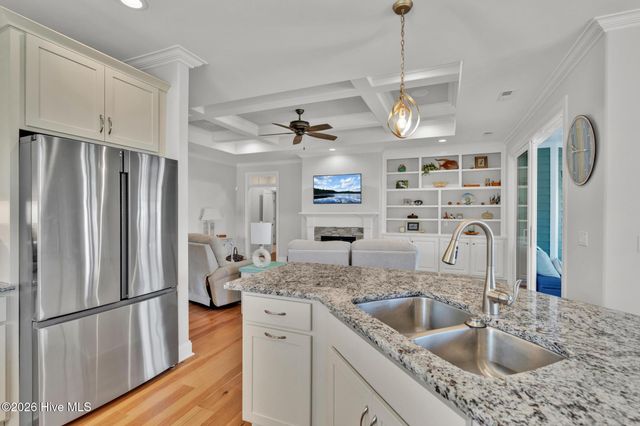 3448 Lake Club Circle, Southport, NC 28461