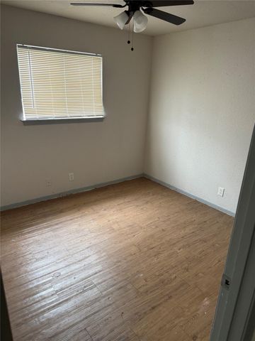 1303 Falcon CV, Austin, TX 78745