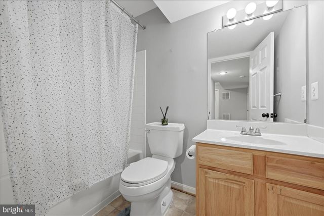 8629 HUDDERSFIELD WAY, Bristow, VA 20136