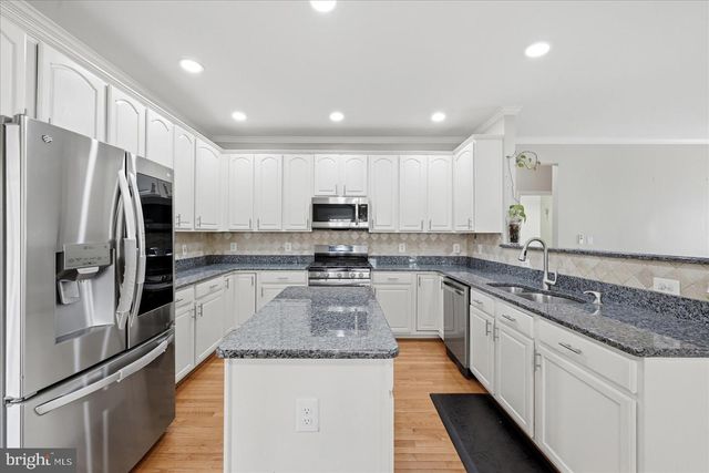 8629 HUDDERSFIELD WAY, Bristow, VA 20136