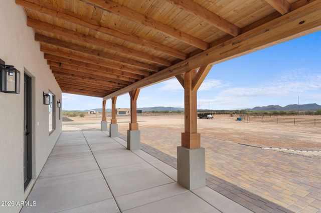 47530 W Ray Street, Aguila, AZ 85320