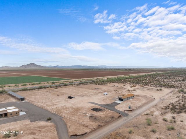 47530 W Ray Street, Aguila, AZ 85320
