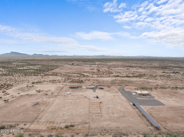 47530 W Ray Street, Aguila, AZ 85320