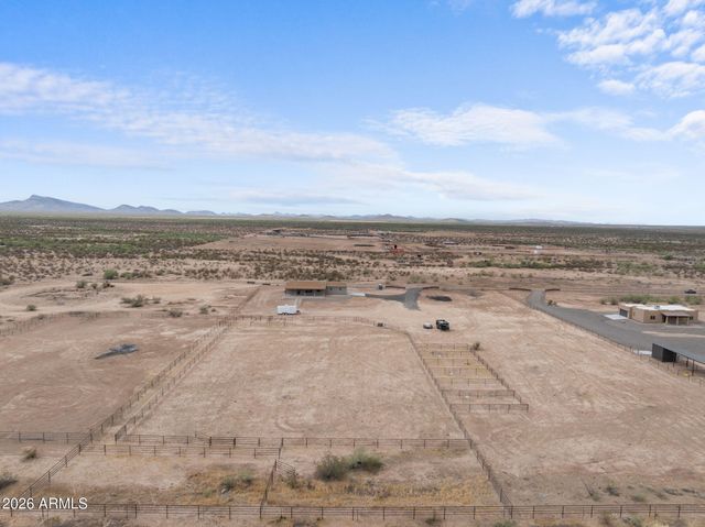 47530 W Ray Street, Aguila, AZ 85320