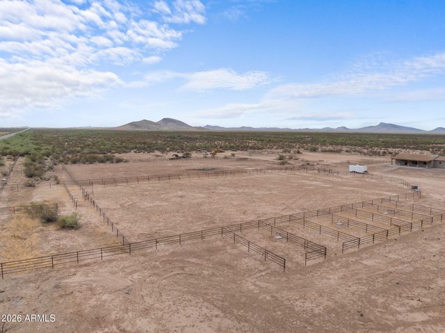47530 W Ray Street, Aguila, AZ 85320