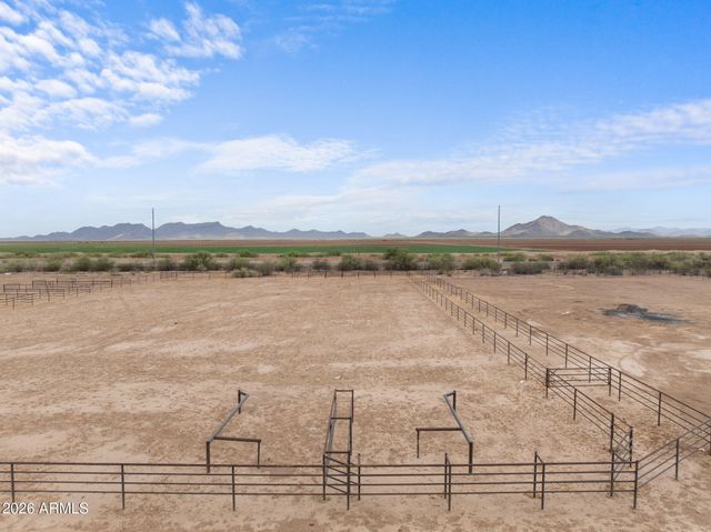 47530 W Ray Street, Aguila, AZ 85320