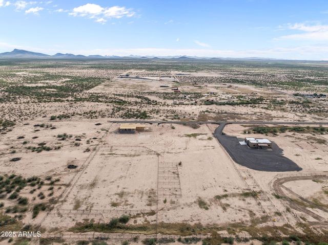 47530 W Ray Street, Aguila, AZ 85320