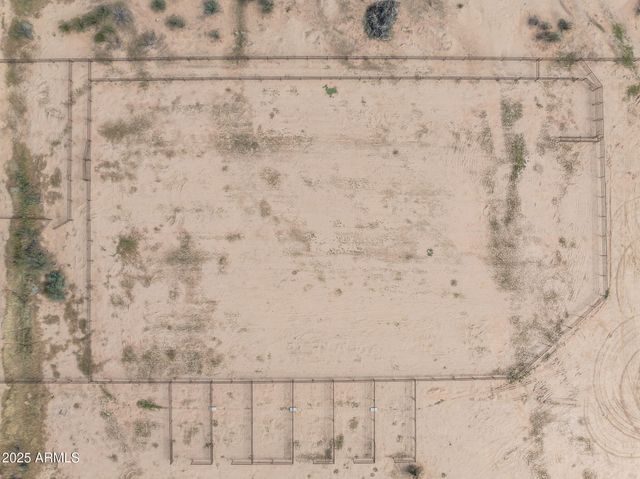 47530 W Ray Street, Aguila, AZ 85320