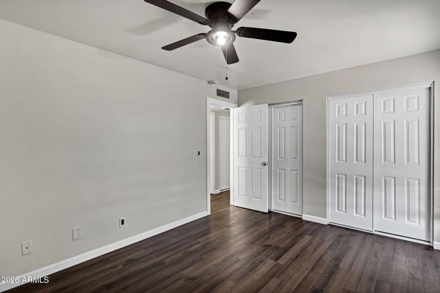 5220 W LYNWOOD Street, Phoenix, AZ 85043