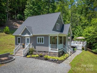 7376 NC 181 Highway, Morganton, NC 28655