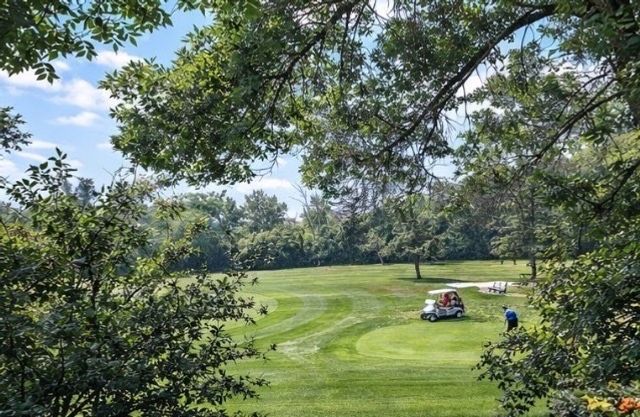 13458 S Westview Drive V4, Palos Heights, IL 60463