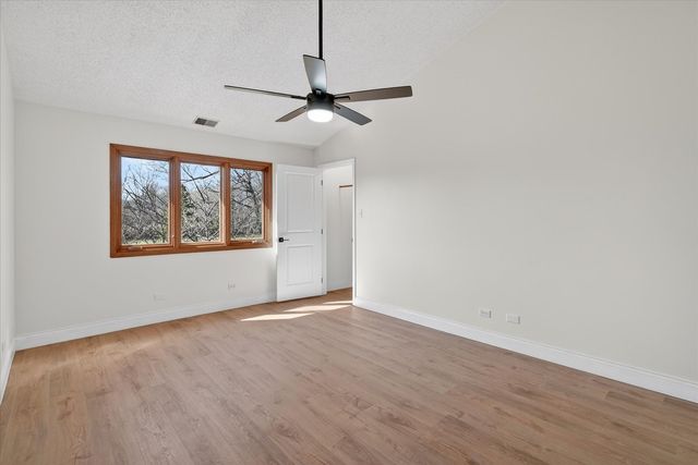 13458 S Westview Drive V4, Palos Heights, IL 60463