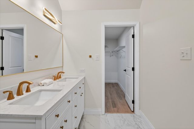 13458 S Westview Drive V4, Palos Heights, IL 60463