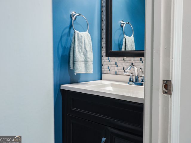 2990 Ascot Lane, Roswell, GA 30076