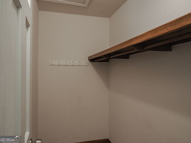 2990 Ascot Lane, Roswell, GA 30076