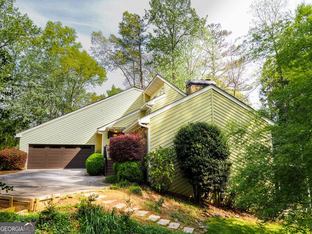 2990 Ascot Lane, Roswell, GA 30076