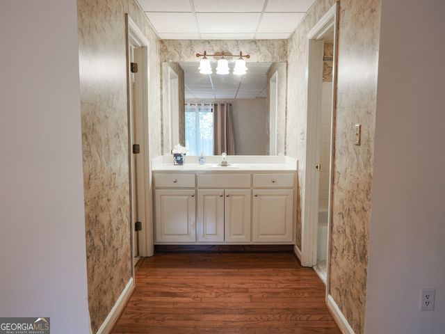 2990 Ascot Lane, Roswell, GA 30076