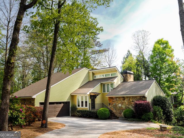 2990 Ascot Lane, Roswell, GA 30076