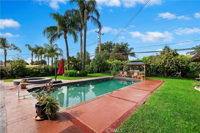 3694 Parkside, San Bernardino, CA 92404