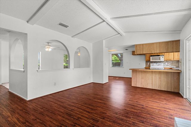 2804 Royal oaks Drive, Plano, TX 75074