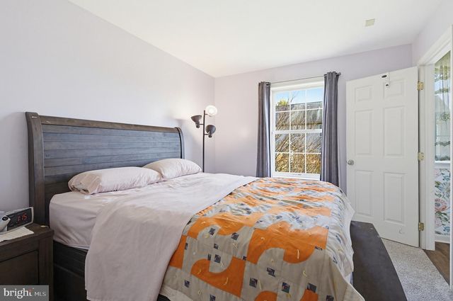 206 RED CEDAR LN, Marietta, PA 17547