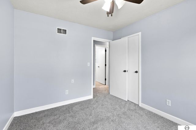 5221 W Zeamer Street, Lincoln, NE 68524