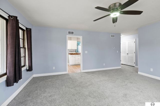 5221 W Zeamer Street, Lincoln, NE 68524