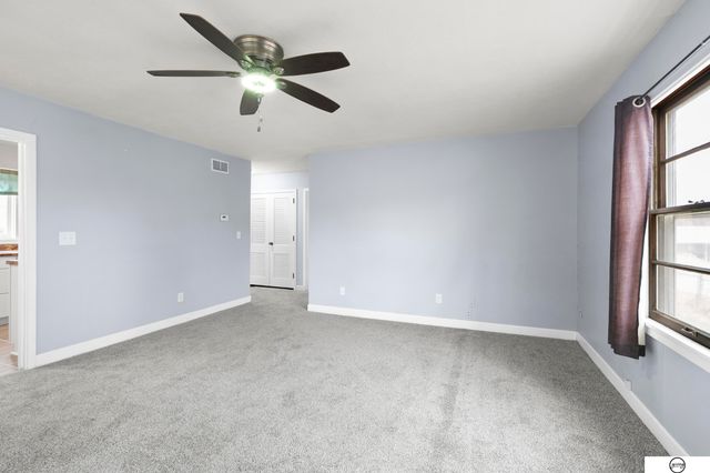 5221 W Zeamer Street, Lincoln, NE 68524