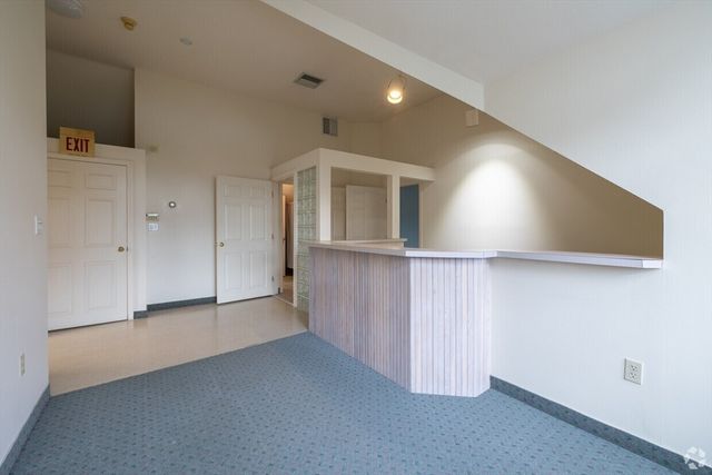 109 Colon St, Beverly, MA 01915