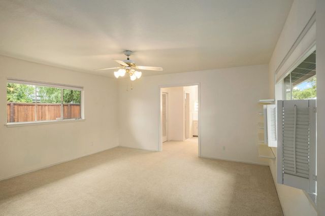 1288 W San Jose Avenue, Fresno, CA 93711