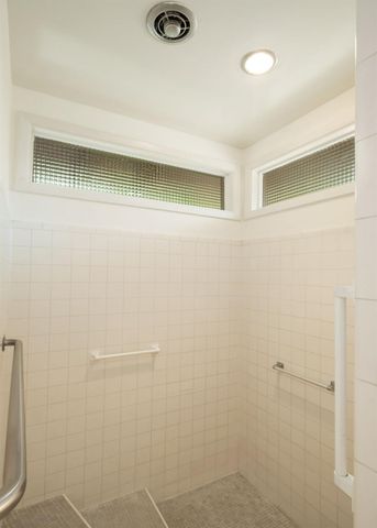 1288 W San Jose Avenue, Fresno, CA 93711