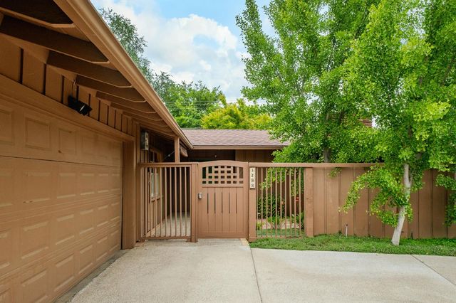 1288 W San Jose Avenue, Fresno, CA 93711