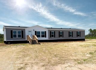 215 County Line Road, Hinesville, GA 31313