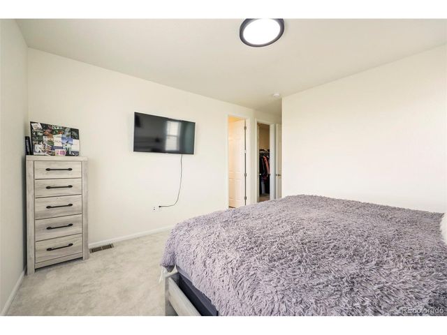21143 E 67th Ave, Aurora, CO 80019