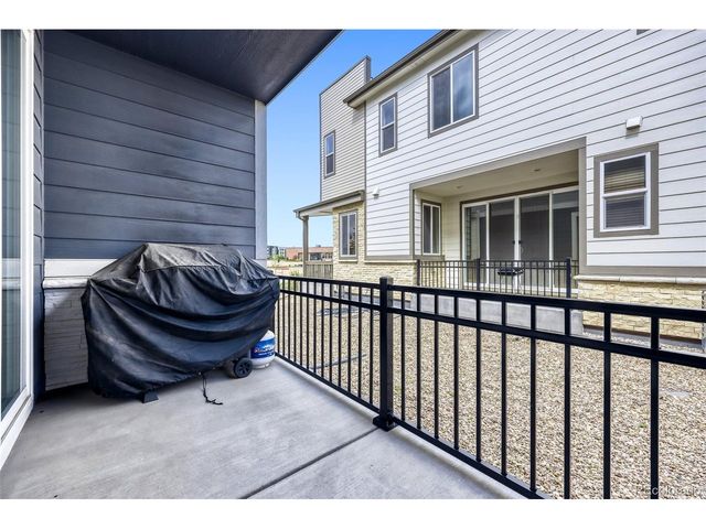 21143 E 67th Ave, Aurora, CO 80019