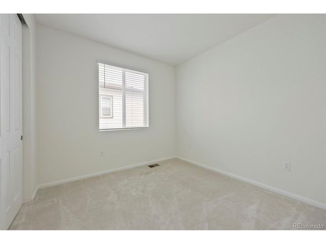 21143 E 67th Ave, Aurora, CO 80019