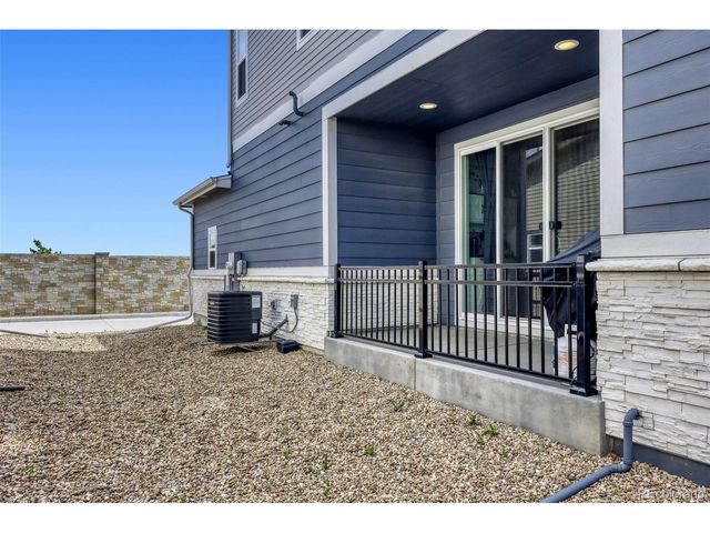 21143 E 67th Ave, Aurora, CO 80019