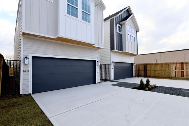 140 E 37th, Houston, TX 77018