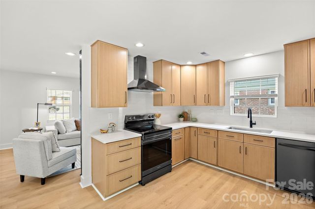 2000 Kilborne Drive, Charlotte, NC 28205