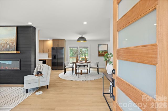 2000 Kilborne Drive, Charlotte, NC 28205