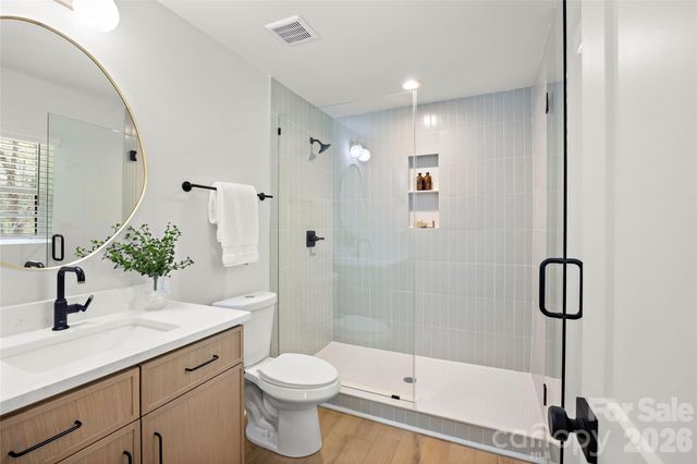 2000 Kilborne Drive, Charlotte, NC 28205