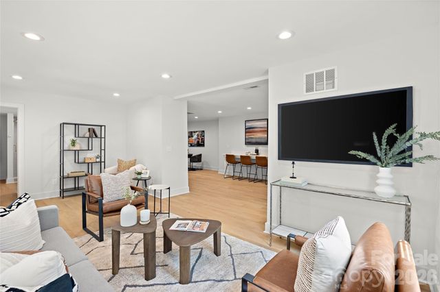 2000 Kilborne Drive, Charlotte, NC 28205