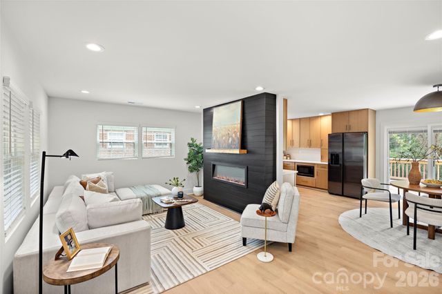 2000 Kilborne Drive, Charlotte, NC 28205